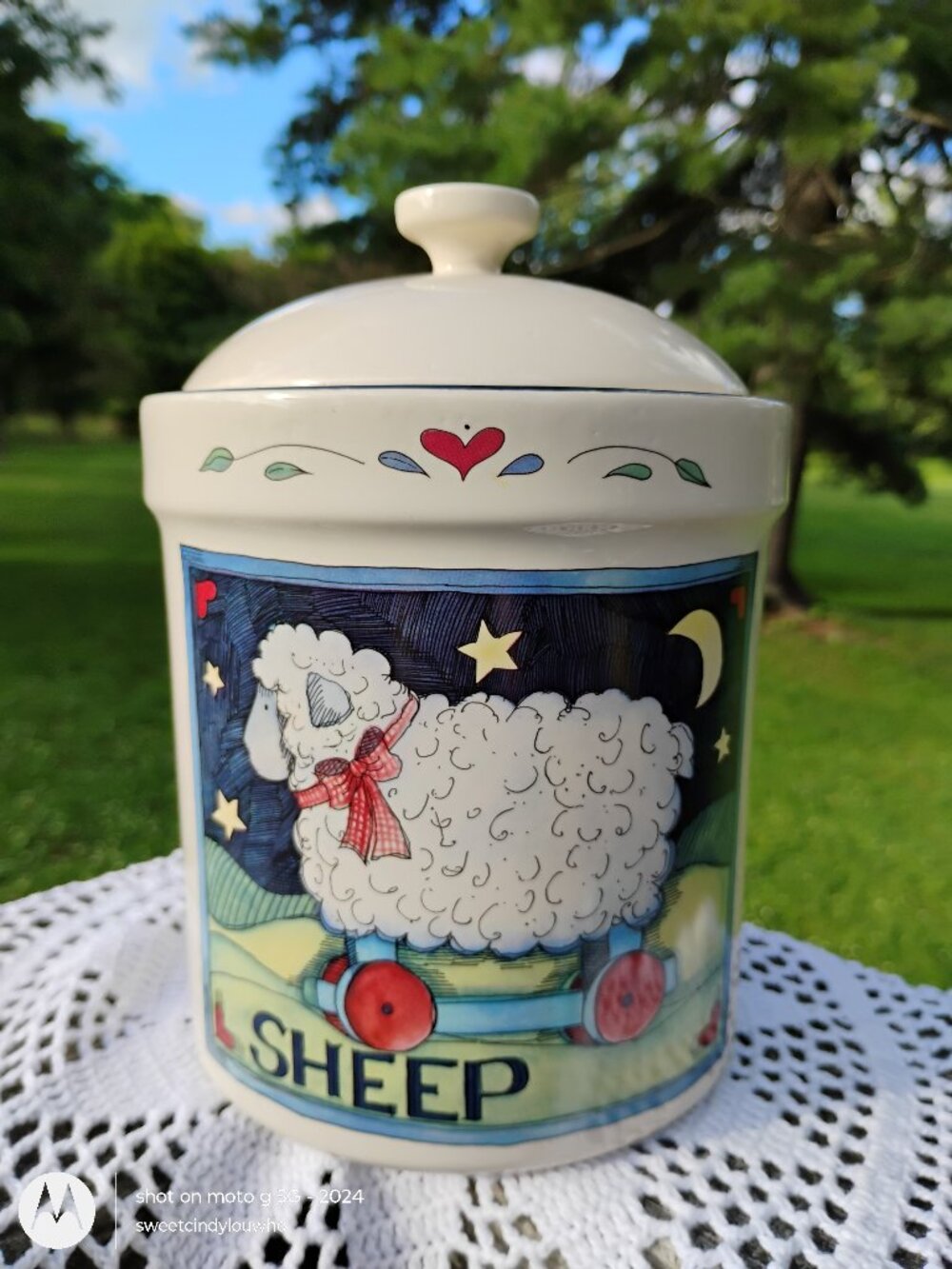 stoneware canister with lid sheep farmhouse artist Susan Wingnet vintage 1990s